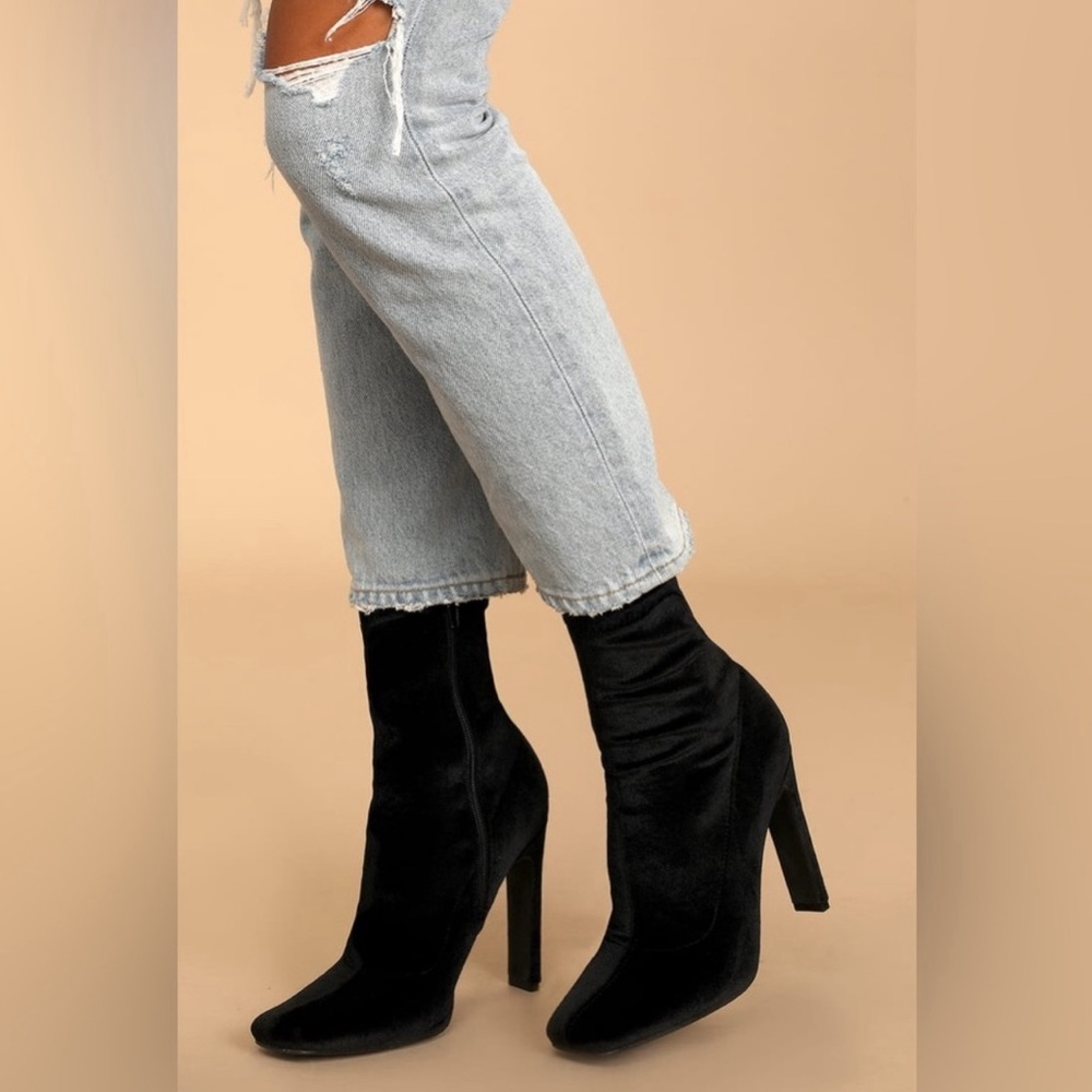Loriah Black Velvet Square Toe Mid-Calf Boots sz 8